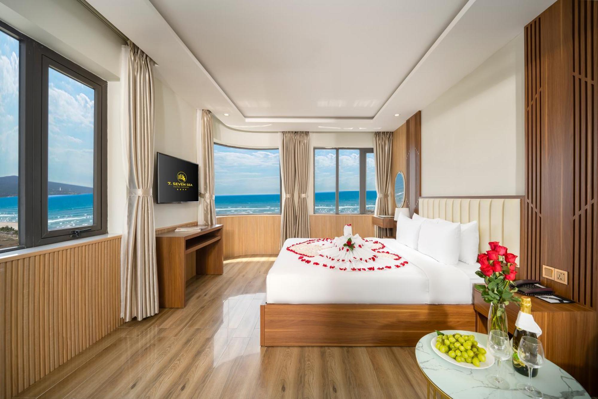 7 Seven Sea Khách sạn 4*